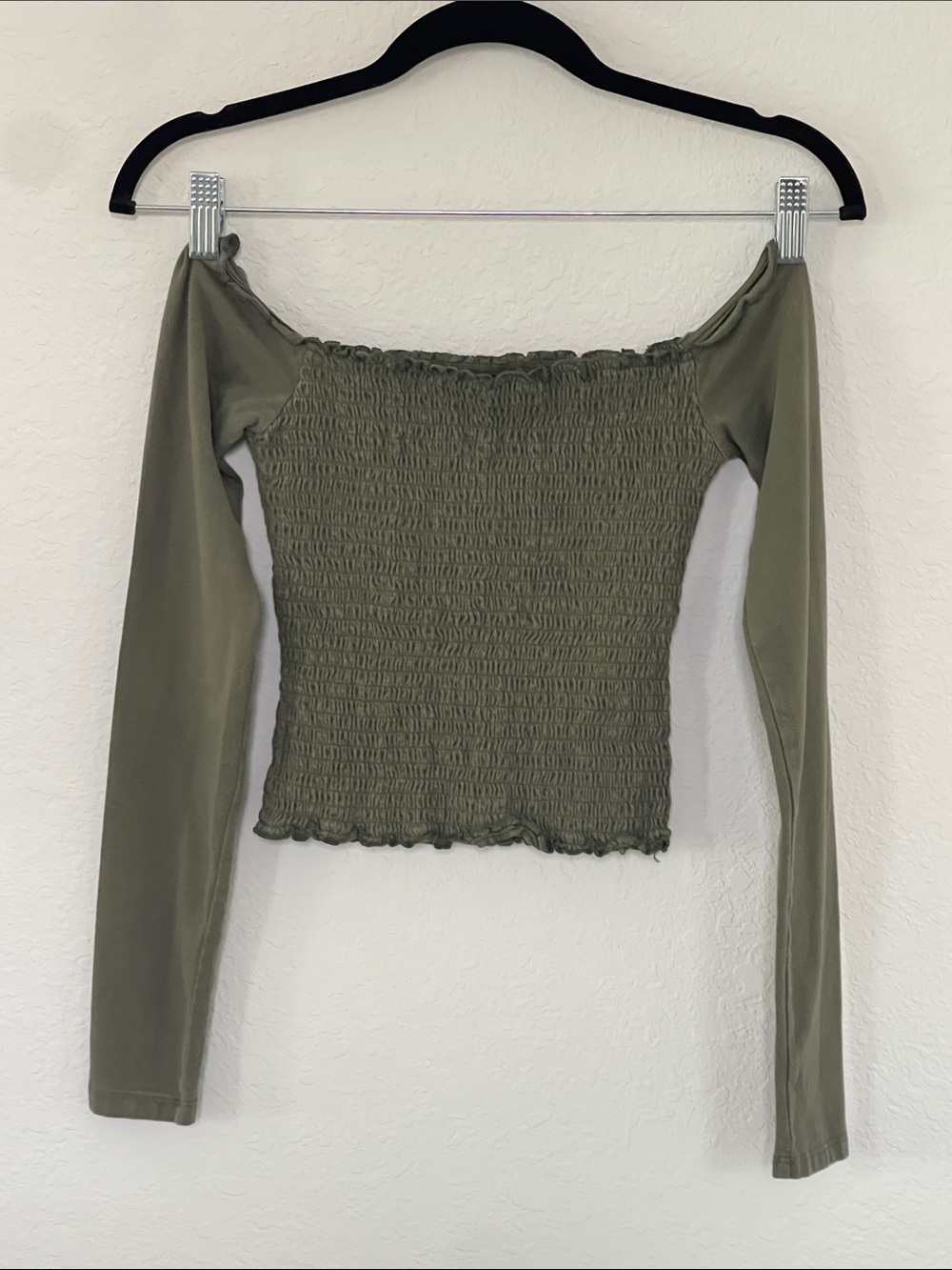 Hollister Olive Green Smocked Long Sleeve Crop Top Women’s S